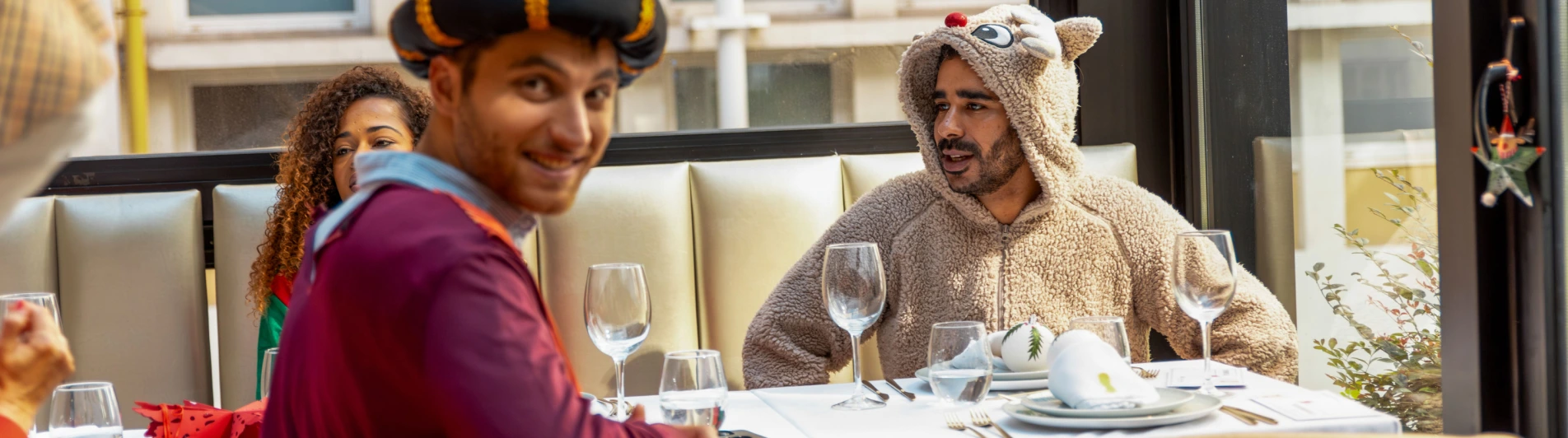 Boost Events - Jantar de Natal imersivo: mystery dinners e experiências temáticas para empresas (1)